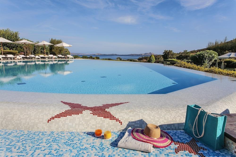 L'Ea Bianca Luxury Resort Baja Sardinia Esterno foto