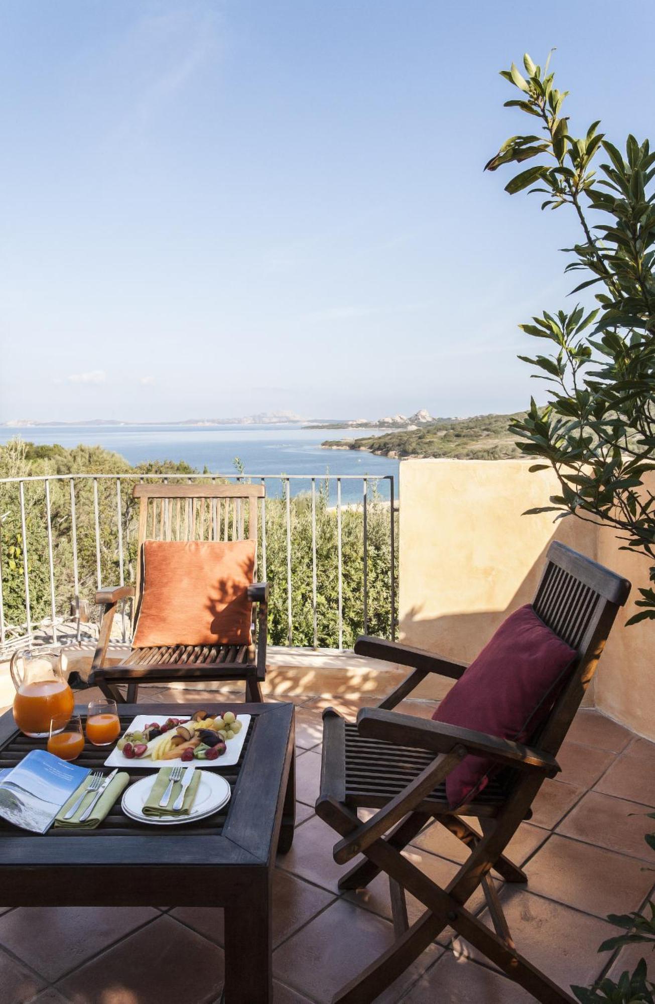L'Ea Bianca Luxury Resort Baja Sardinia Esterno foto