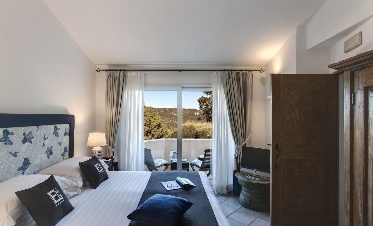 L'Ea Bianca Luxury Resort Baja Sardinia Esterno foto