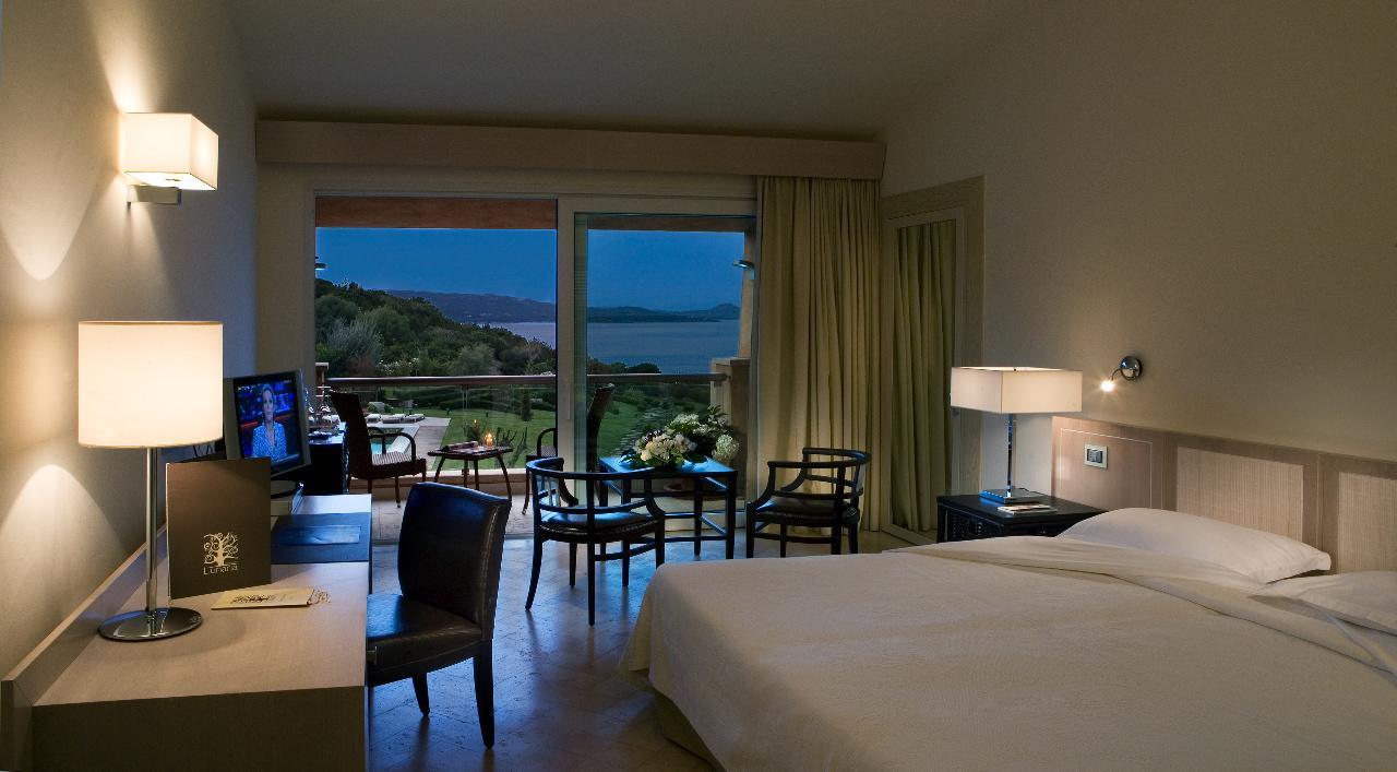 L'Ea Bianca Luxury Resort Baja Sardinia Esterno foto